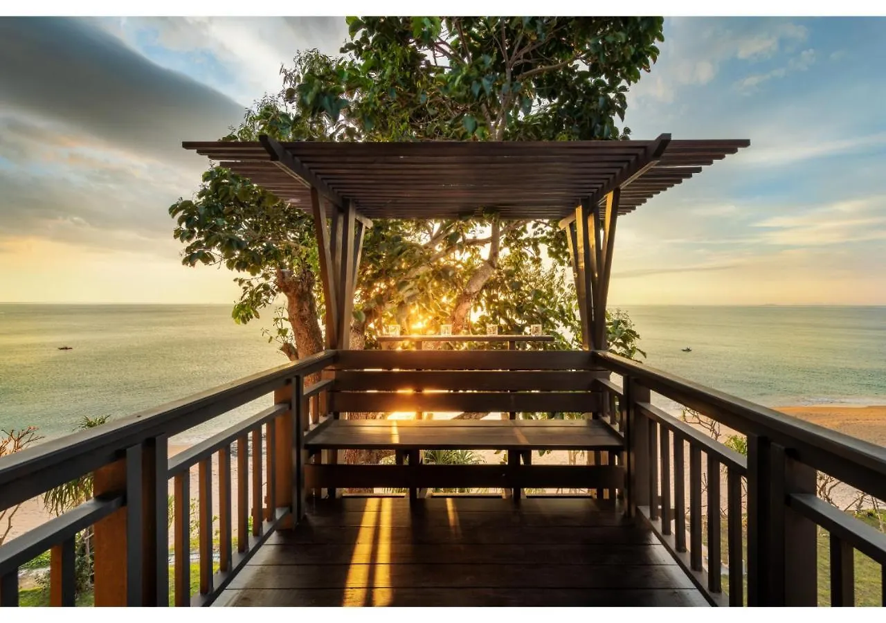 Nirvana Beach Resort, Koh Lanta Sha Extra Plus