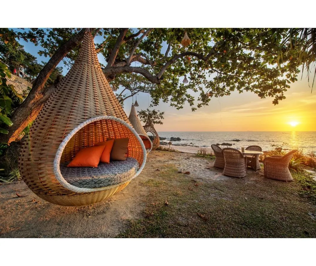 Resort Nirvana Beach Resort, Koh Lanta Sha Extra Plus